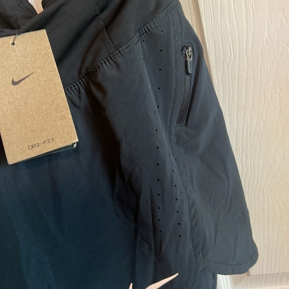 Nike running shorts size xl nwt - Picture 12 of 12